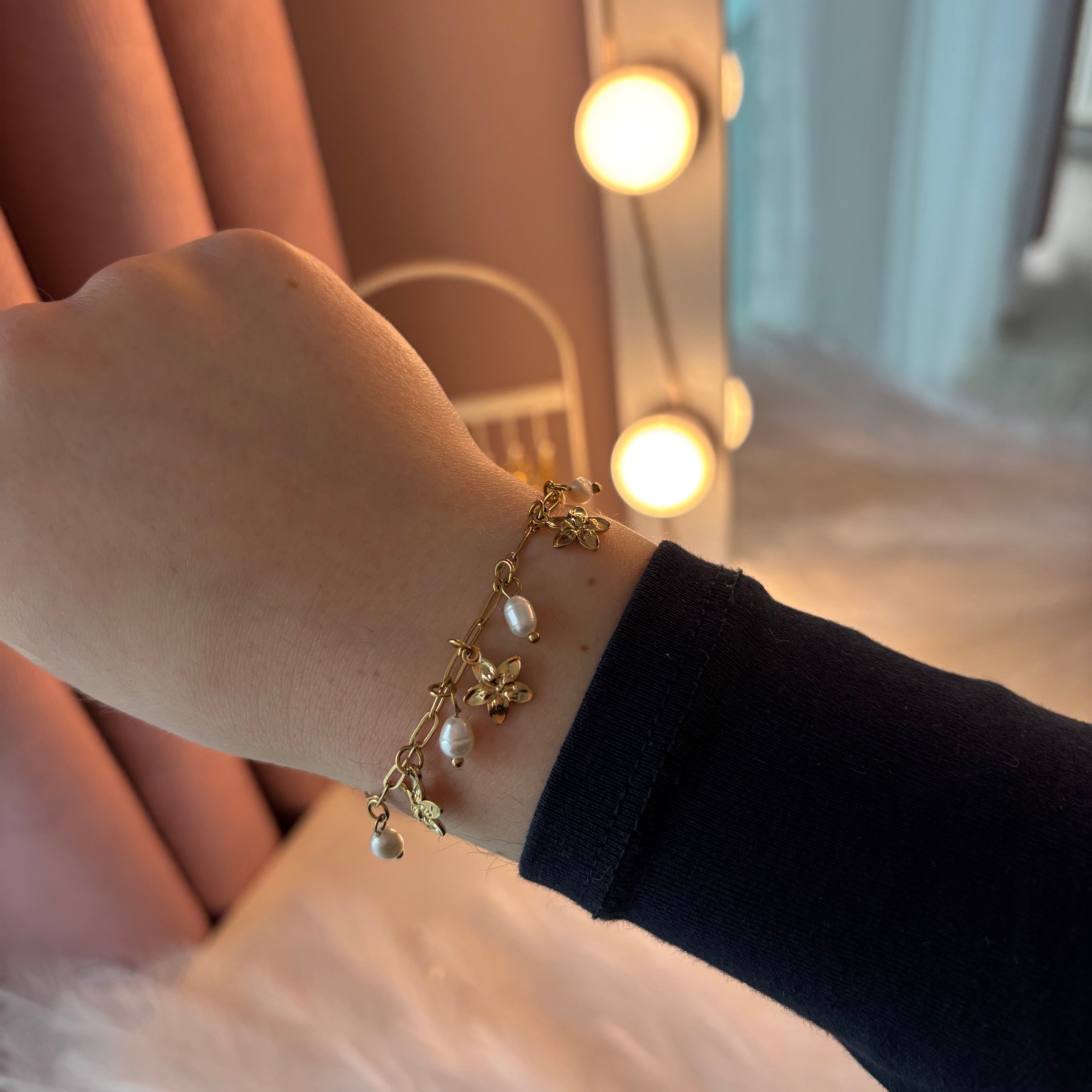 Bracelet doré pendentifs JULIE