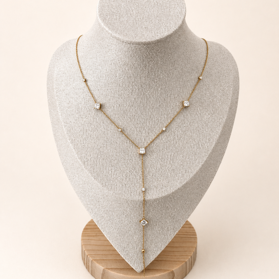 Collier doré AMAL